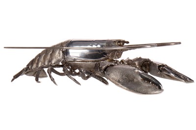 Lot 161 - A FINELY MODELLED LIFE-SIZED SILVER LOBSTER-FORM CAVIAR DISH