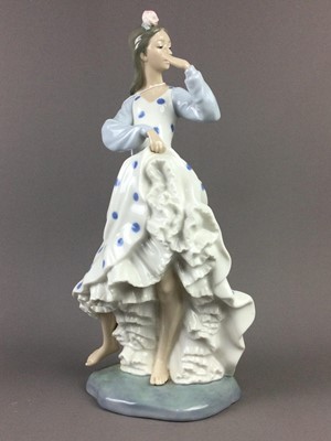 Lot 154 - A NAO FIGURE OF A FLAMENCO DANCER ALONG WITH OTHER DECORATIVE ORNAMENTS
