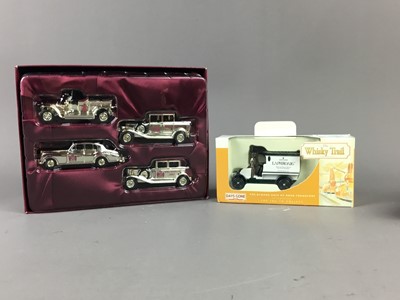 Lot 153 - A 'QUEEN ELIZABETH II GOLDEN JUBILEE' CORGI DIE-CAST VEHICLE ALONG WITH FOUR OTHERS