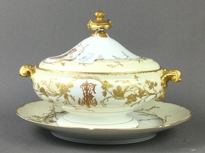 Lot 328 - A 20TH CENTURY LIDDED TUREEN AND SIDE PLATE AND OTHER CERAMICS