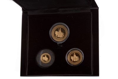Lot 28 - THE 2012 GOLDEN JUBILEE ELIZABETH AND THE LION GOLD SOVEREIGN THREE COIN SET