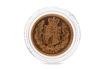 Lot 87 - A QUEEN ELIZABETH II GOLD SOVEREIGN DATED 2002