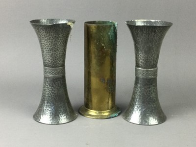 Lot 137 - AN UNDERWOOD TYPEWRITER, PAIR OF PEWTER VASES AND A TRENCH ART VASE