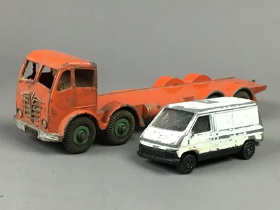 Lot 138 - A COLLECTION OF DIE-CAST VEHICLES ALONG WITH PENS