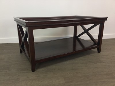 Lot 355 - A MAHOGANY RECTANGULAR COFFEE TABLE