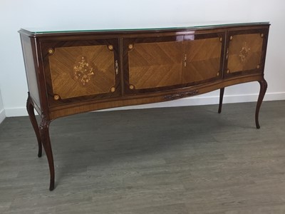 Lot 369 - A REPRODUCTION SIDEBOARD