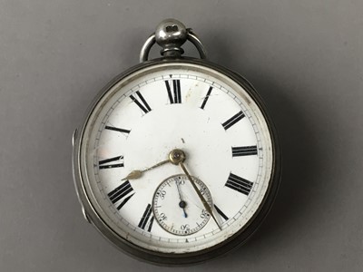 Lot 371 - A SILVER CASED POCKET WATCH