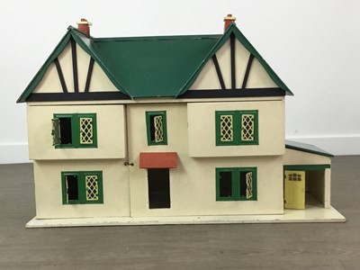 Lot 61 - A VINTAGE DOLL'S HOUSE AND FURNITURE
