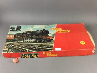 Lot 158 - A LOT OF TRI-ANG MODEL RAILWAY SETS AND ACCESSORIES