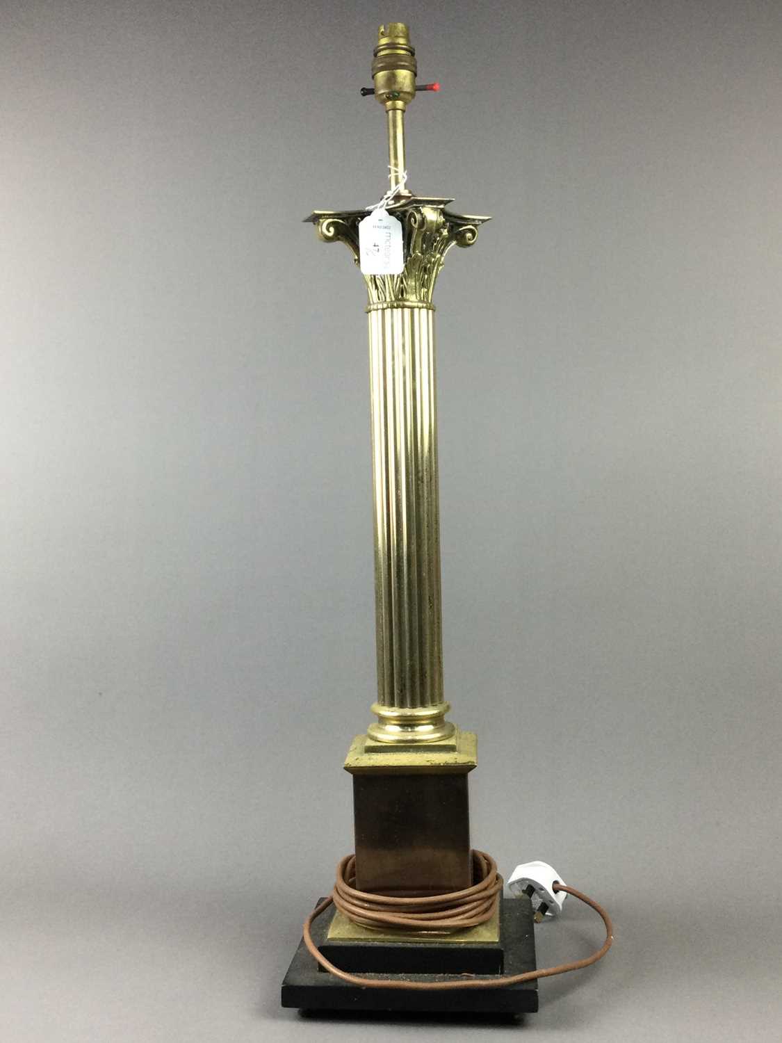 Lot 47 - A BRASS CORINTHIAN COLUMN TABLE LAMP, TWO OTHER LAMPS AND A MINIATURE TELEPHONE BOX