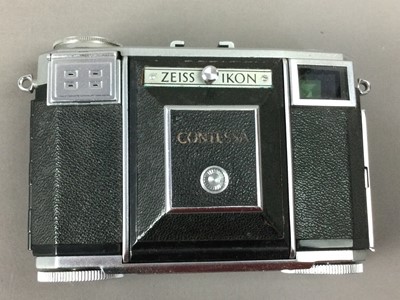 Lot 179 - A ZEISS IKON CAMERA AND OTHER ITEMS