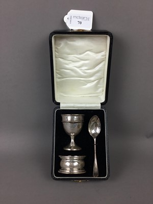 Lot 70 - AN EARLY 20TH CENTURY SILVER CHRISTENING SET