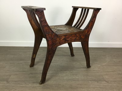 Lot 373 - A SIDE CHAIR OF ARTS & CRAFTS DESIGN