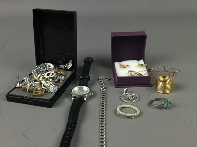 Lot 282 - A COLLECTION OF COSTUME AND OTHER JEWELLERY