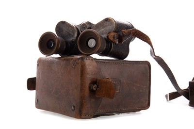 Lot 8 - A PAIR OF WWI GERMAN MILITARY ISSUE BUSCH BINOCULARS