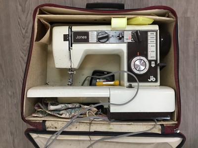 Lot 324 - AN ELECTRIC SEWING MACHINE