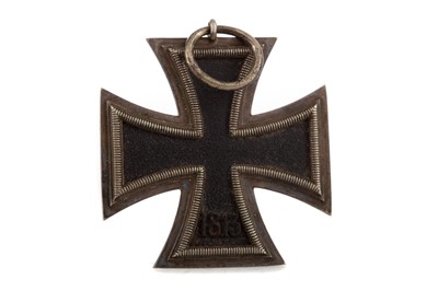 Lot 12 - A WWII GERMAN THIRD REICH IRON CROSS