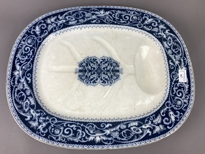 Lot 467 - A LARGE VICTORIAN BLUE & WHITE SERVING PLATTER, AND THREE BOWLS