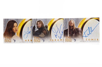 Lot 1004 - THE LORD OF THE RINGS TOPPS MOVIE TRADING CARD GAME