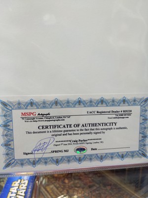 Lot 1007 - FIFTEEN LORD OF THE RINGS TRILOGY SIGNED PROMOTIONAL PHOTOGRAPHS