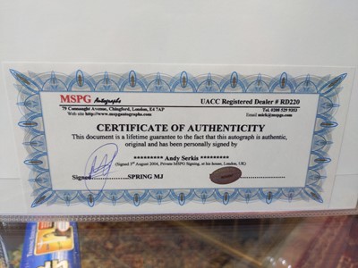 Lot 1007 - FIFTEEN LORD OF THE RINGS TRILOGY SIGNED PROMOTIONAL PHOTOGRAPHS