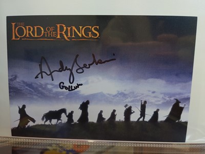 Lot 1007 - FIFTEEN LORD OF THE RINGS TRILOGY SIGNED PROMOTIONAL PHOTOGRAPHS