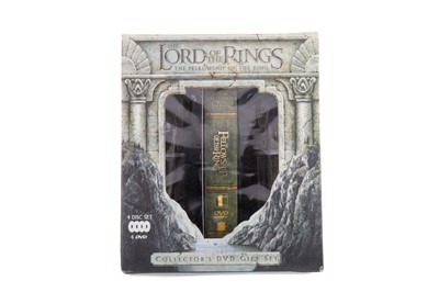 Lot 115 - THE LORD OF THE RINGS: THE FELLOWSHIP OF THE RING COLLECTOR'S DVD GIFT SET
