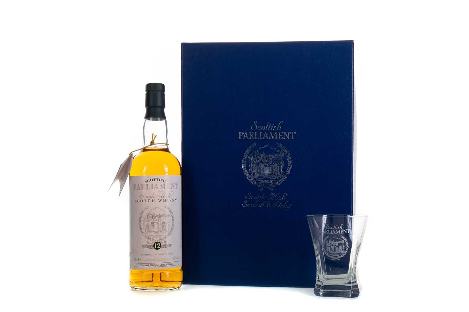 Lot 201 - SCOTTISH PARLIAMENT 12 YEAR OLD SINGLE MALT & GLASSES SET