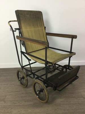 Lot 218 - A VINTAGE WHEELCHAIR
