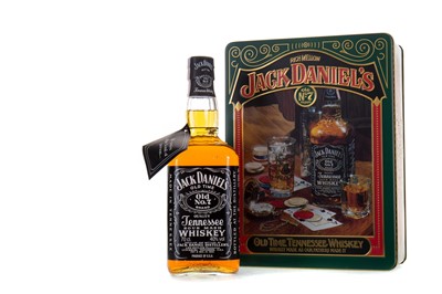 Lot 231 - JACK DANIEL'S OLD NO.7 GIFT SET WITH TWO SHOT GLASSES