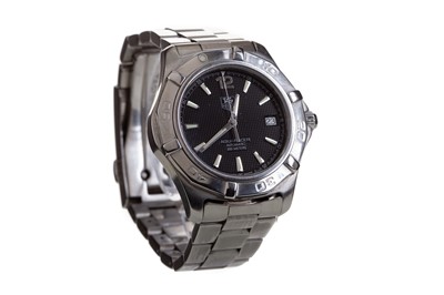 Lot 870 - A GENTLEMAN'S TAG HEUER AQUARACER STAINLESS STEEL AUTOMATIC WRIST WATCH