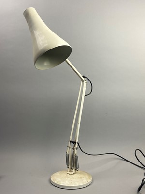 Lot 289 - A VINTAGE ANGLEPOISE LAMP