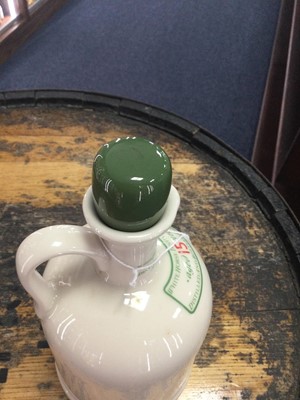 Lot 315 - LAGAVULIN 15 YEAR OLD WHITE HORSE DECANTER 75CL