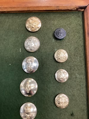 Lot 24 - A DISPLAY OF MILITARY BUTTONS AND LAPEL BADGES