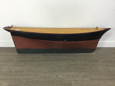 Lot 392 - A VICTORIAN POND YACHT