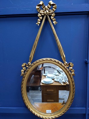 Lot 321 - A REPRODUCTION GILT WALL MIRROR