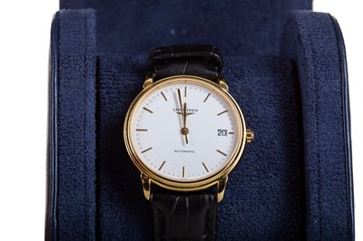 Lot 805 - A GENTLEMAN'S LONGINES GOLD PLATED AUTOMATIC WRIST WATCH