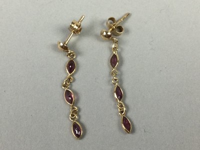 Lot 27 - A LOT OF TWO PAIRS OF EARRINGS
