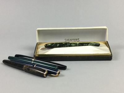 Lot 113 - A GROUP OF VINTAGE FOUNTAIN PENS
