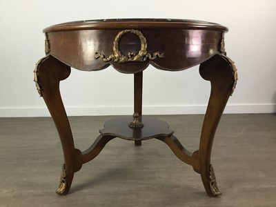 Lot 895 - A CONTINENTAL MARBLE TOPPED CENTRE TABLE