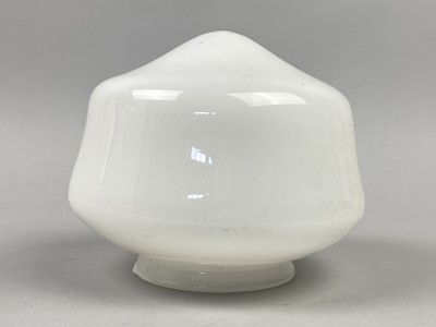 Lot 59 - A LOT OF FIVE ART DECO AND LATER GLASS LAMPSHADES