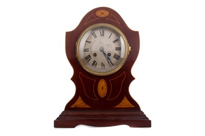 Lot 399 - AN EDWARDIAN SHERATON REVIVAL MANTEL CLOCK