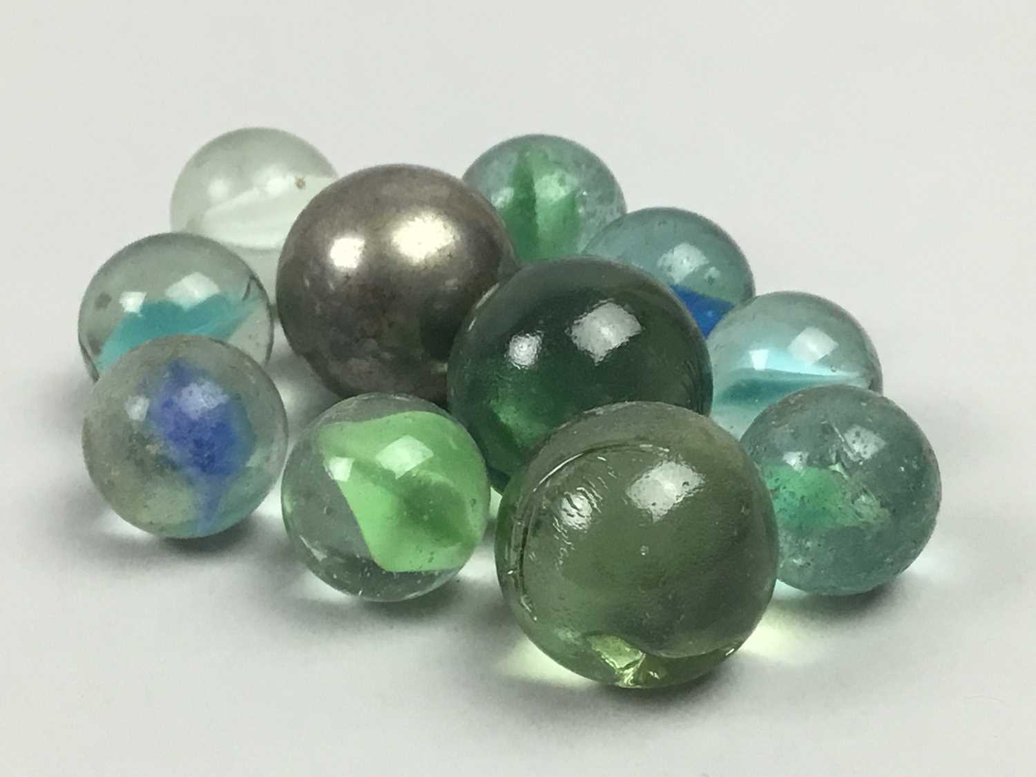 Lot 232 - A GROUP OF VINTAGE GLASS MARBES ALONG WITH LEGO AND DOMINOES