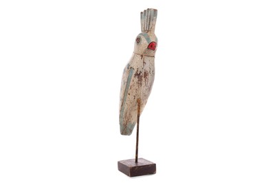 Lot 1062 - AN INDIAN CARVED AND PAINTED WOODEN COCKATOO SCULPTURE