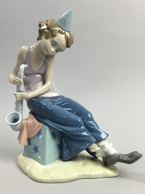 Lot 3 - A LOT OF FOUR LLADRO FIGURES