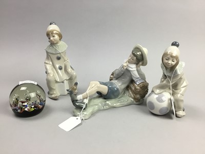 Lot 3 - A LOT OF FOUR LLADRO FIGURES