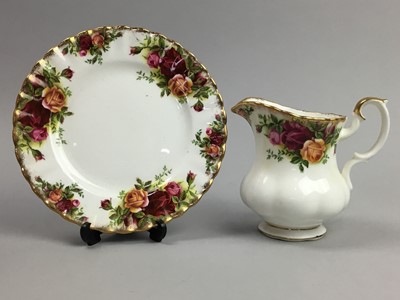 Lot 364 - A ROYAL ALBERT OLD COUNTRY ROSES PART TEA SERVICE