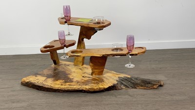 Lot 378 - AN OAK SLAB DRINKS DISPLAY