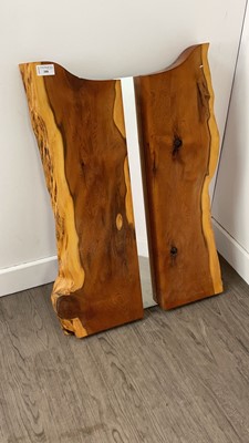 Lot 388 - A CONTEMPORARY YEW WOOD FRAMED MIRROR