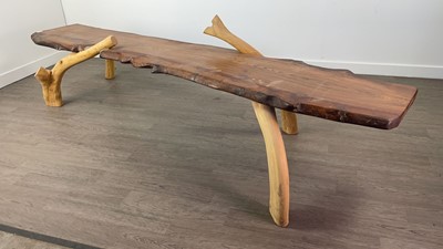 Lot 431 - A CONTEMPORARY ELM WOOD COFFEE TABLE